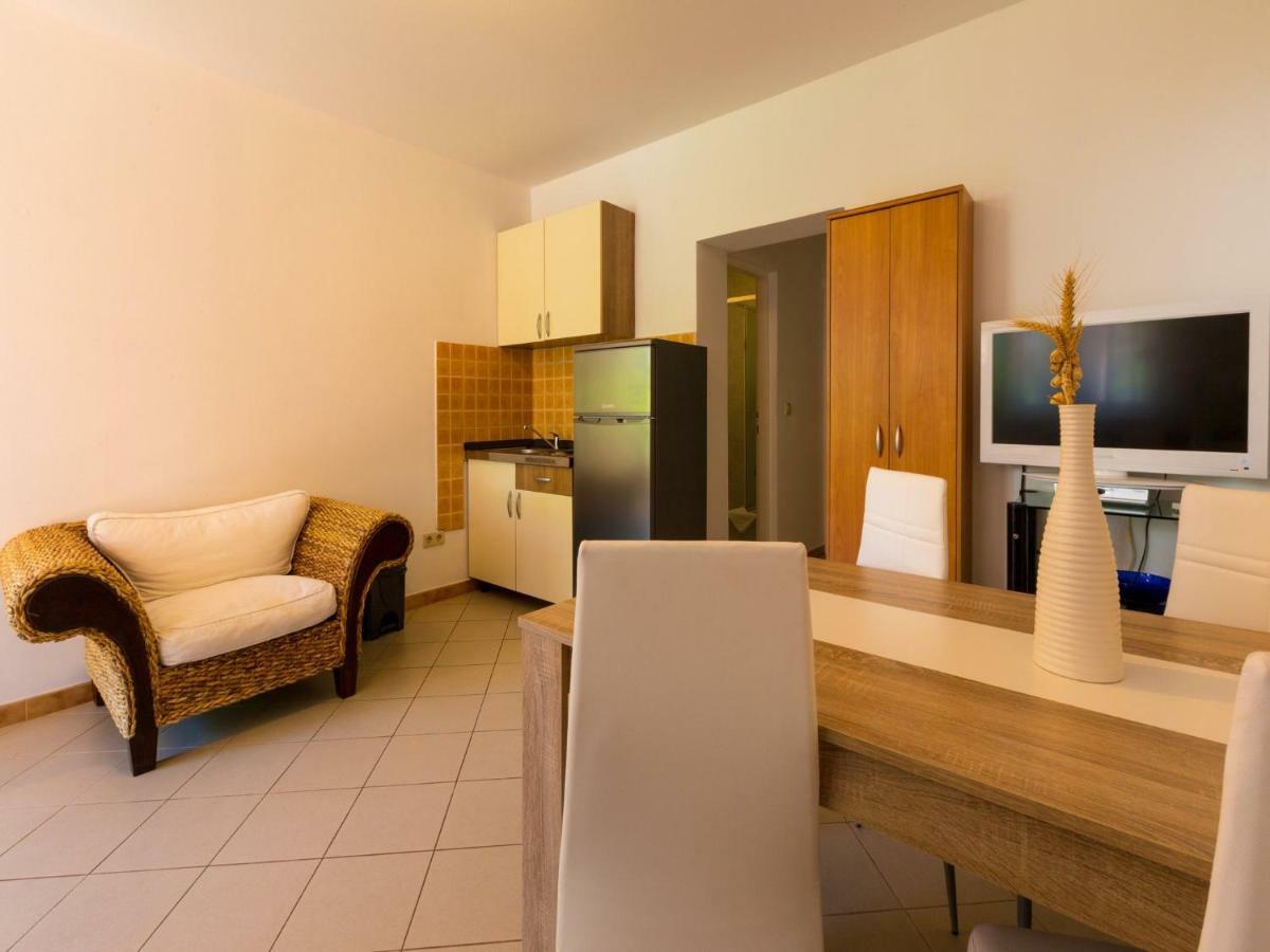 Apartments Alin Dramalj Kültér fotó