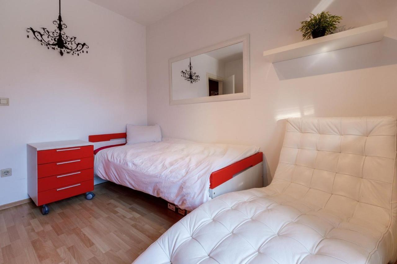 Apartments Alin Dramalj Kültér fotó