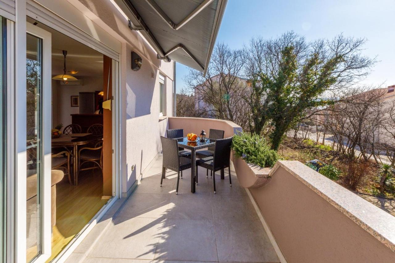 Apartments Alin Dramalj Kültér fotó