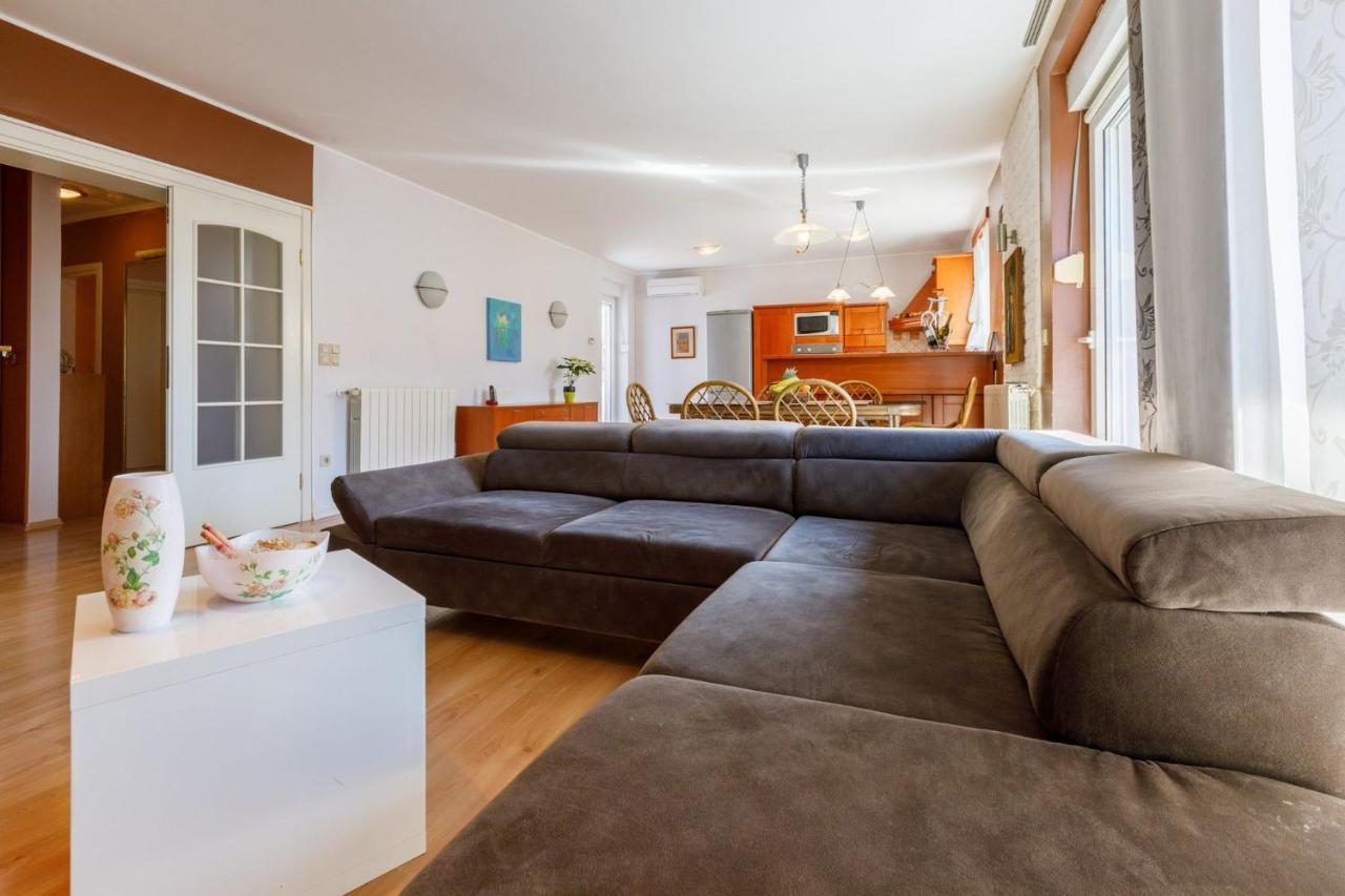 Apartments Alin Dramalj Kültér fotó